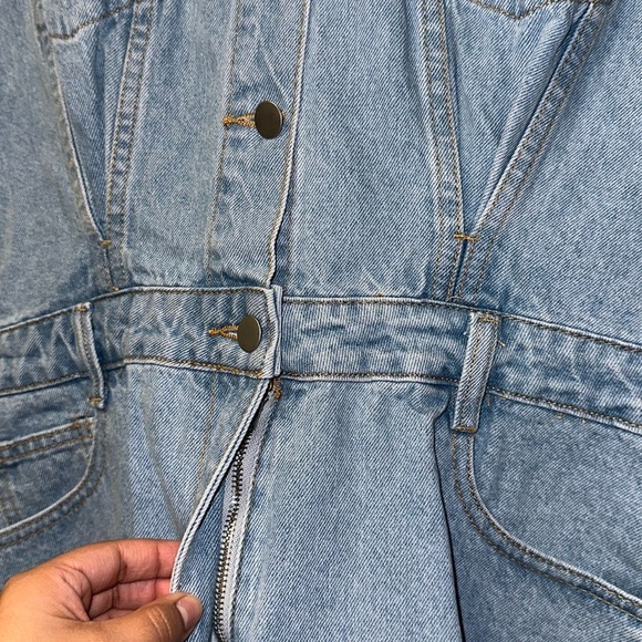 Lelis One and Only Short Pocketed Denim Romper - Picture 5 of 6